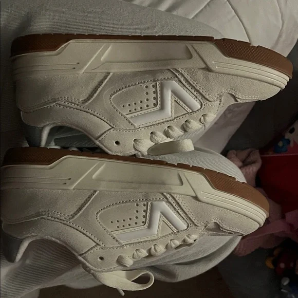 Vans Cream and White Men's Sneakers - Picture 3 of 5